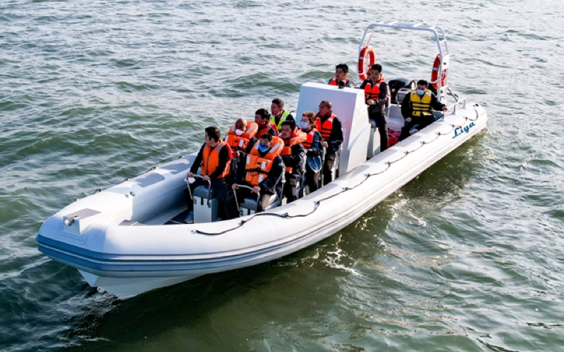 Série de bateaux RIB à coque en aluminium
